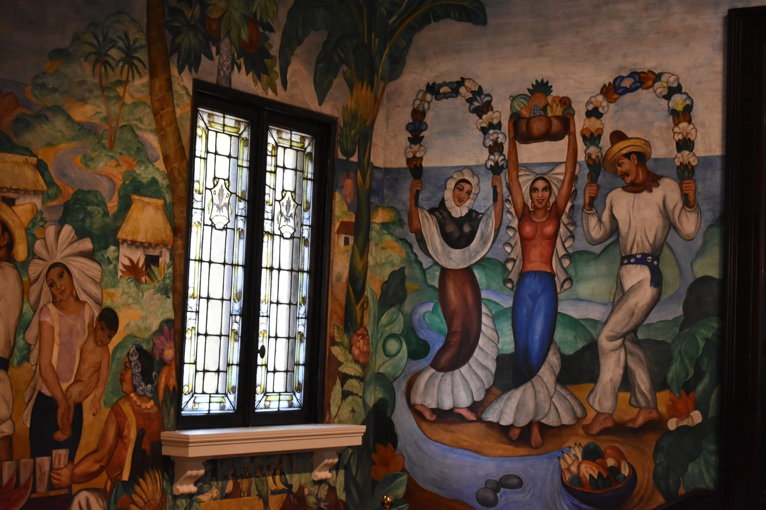 Roberto Cueva del Río’s mural spans several floors in the Mexican Cultural Institute. Photo by Diplomatica Global Media.