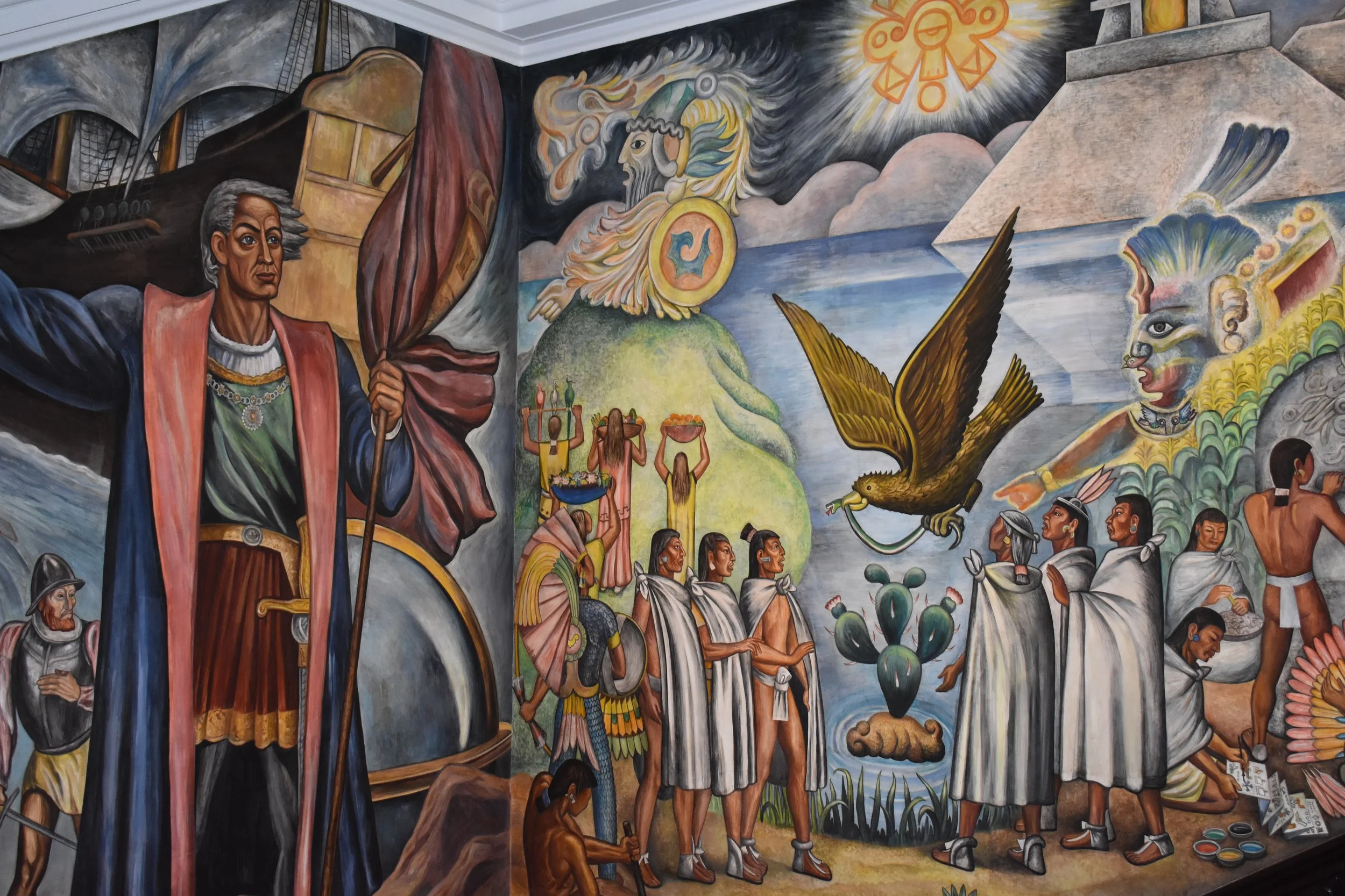 Roberto Cueva del Río’s mural winds around the staircase and landings in the Mexican Cultural Institute. Photo by Diplomatica Global Media.