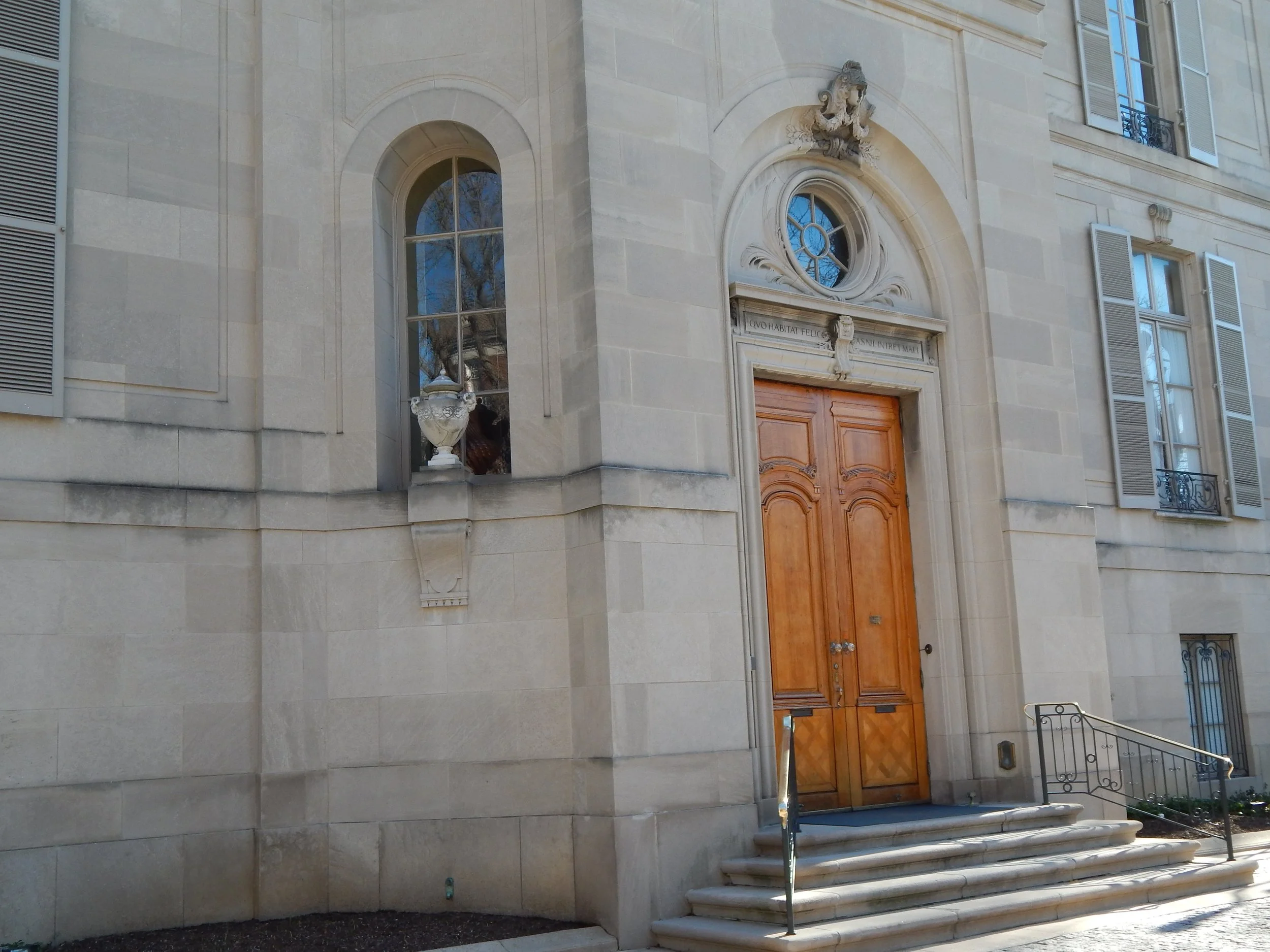The entrance to the Meridian House at 1630 Crescent Place NW, one of two houses that comprise the Meridian International Center. Photo by Molly McCluskey.