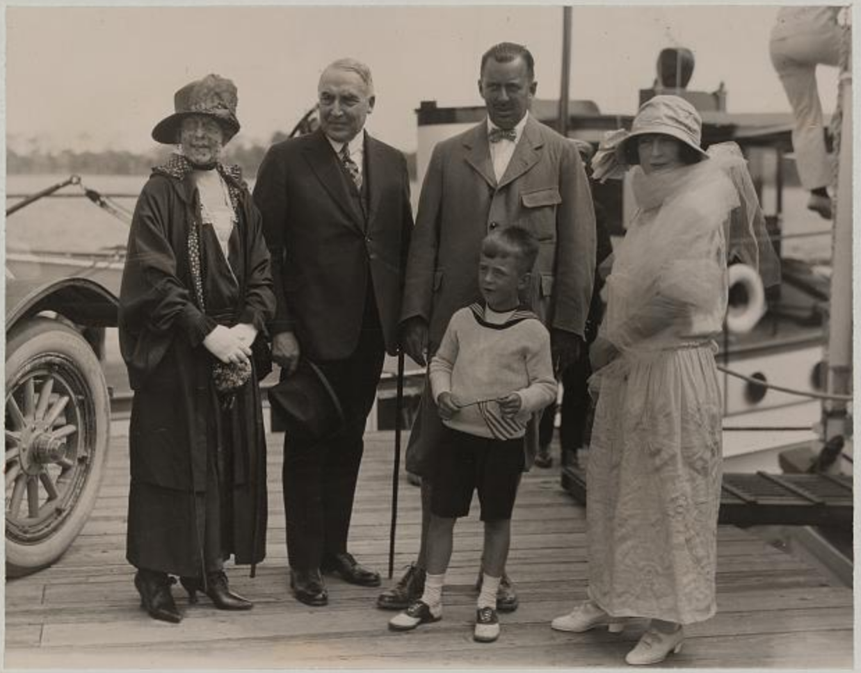 The Hardings and the McLeans together in Palm Beach, Florida. McLean, the publisher of The Washington Post and Harding's fixer, was once called more of a curse than his wife's Hope Diamond. Photo courtesy of the Library of Congress.