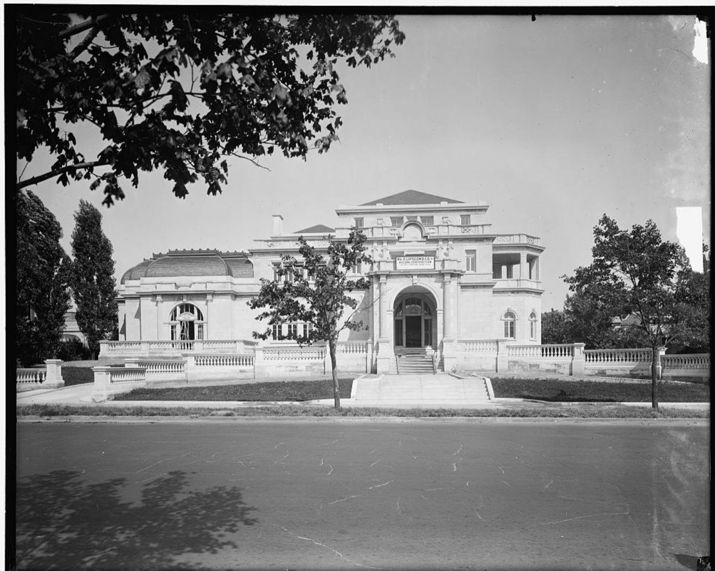 A historic view of 2801 16th St NW, part of Mary Henderson’s vision for a Meridian Hill Embassy Row.